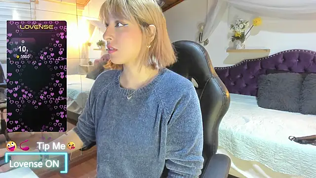 sophialyh 1 online show from 02.20.26