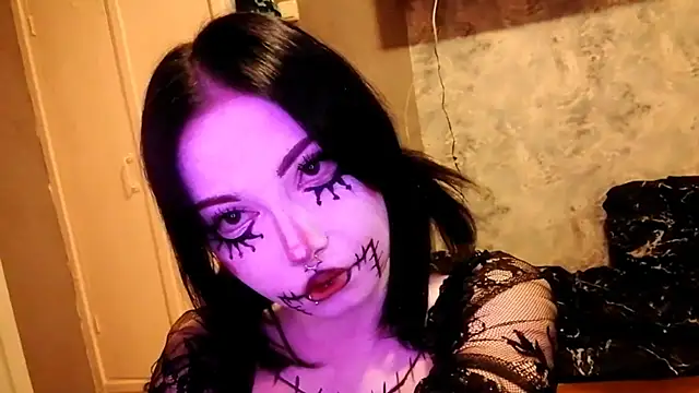 Beeping Creature online show from 10.29.25