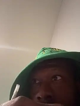 Brooklynboi478 online show from 05.13.26