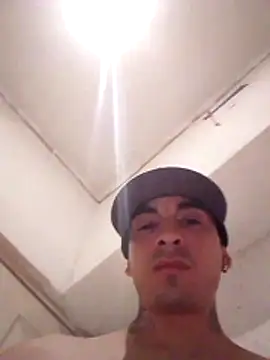 Tucloroformosexxx online show from 04.01.26