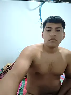 Snapshot of payolo chatting on 02.18.26 payolo online show from 02.18.26