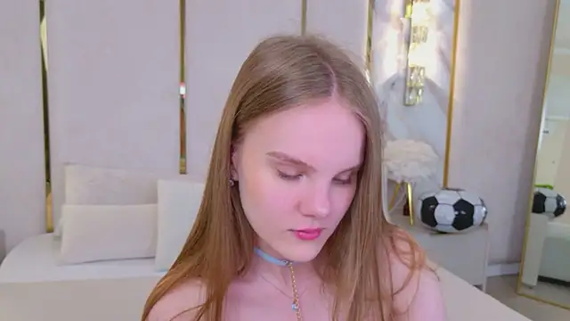 Lili Lohan online show from 07.17.26