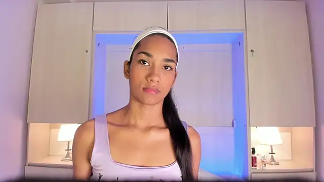 Snapshot of AnahiCollins chatting on 01.19.26 AnahiCollins online show from 01.19.26