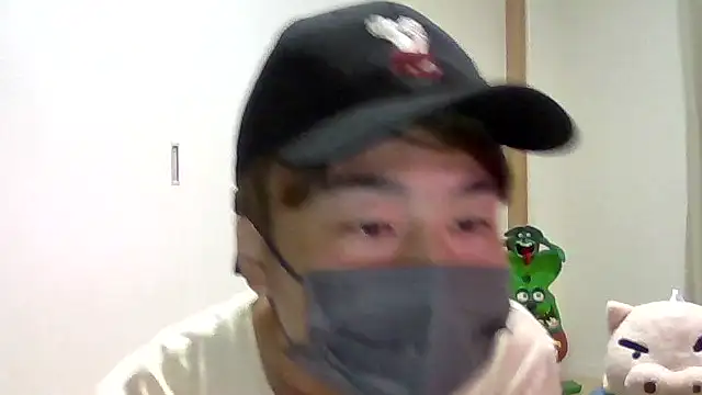 Snapshot of Hentaikozo4869 chatting on 09.28.25 Hentaikozo4869 online show from 09.28.25