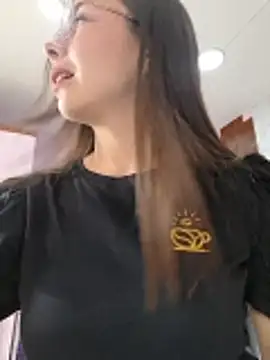 EmmaValencia  online show from 02.03.26