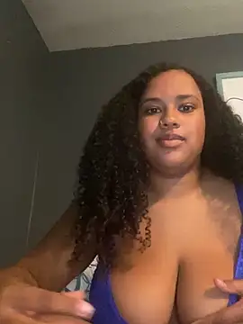 Snapshot of nicolette356 chatting on 10.16.25 nicolette356 online show from 10.16.25