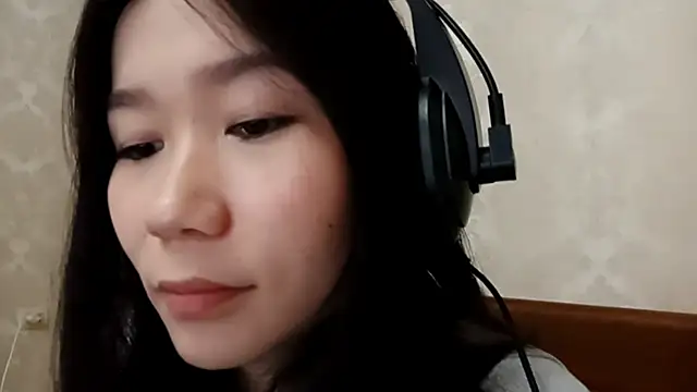 Snapshot of YukiShaapan chatting on 10.08.25 YukiShaapan online show from 10.08.25