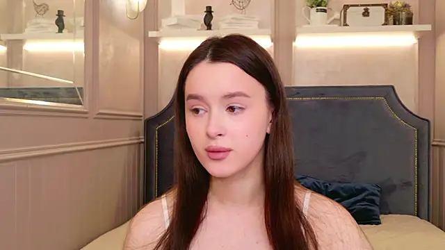 EvaSwen online show from 06.22.26