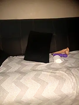 Wiw1 online show from 04.05.26