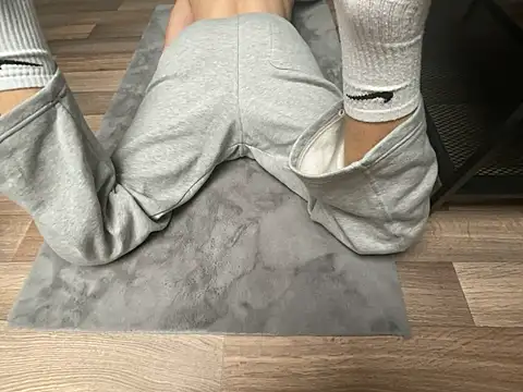 cuteboy19xxx online show from 10.24.25