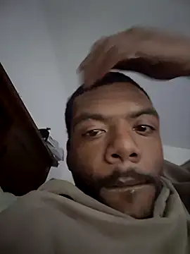 Snapshot of MrBigDickShow chatting on 12.02.25 MrBigDickShow online show from 12.02.25