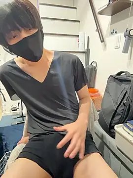 Snapshot of mikan_kun_st chatting on 06.15.26 mikan kun st online show from 06.15.26