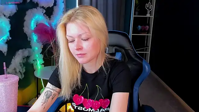 Snapshot of Callista_a chatting on 04.27.26 Callista a online show from 04.27.26