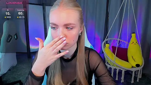 TessaGrays online show from 02.09.26