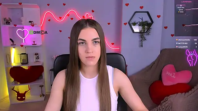 Snapshot of lina_fox12 chatting on 06.18.26 lina fox12 online show from 06.18.26