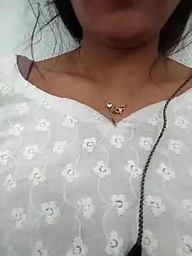 Snapshot of PEEHU-50 chatting on 04.27.26 PEEHU-50 online show from 04.27.26