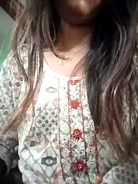 Snapshot of PEEHU-50 chatting on 05.04.26 PEEHU-50 online show from 05.04.26