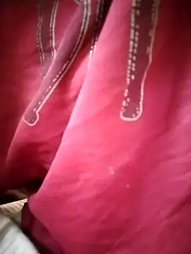 Snapshot of PEEHU-50 chatting on 05.21.26 PEEHU-50 online show from 05.21.26
