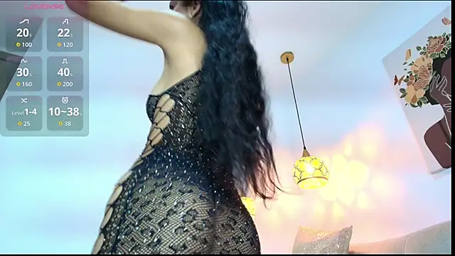 Snapshot of Samara_Smith04 chatting on 10.07.25 Samara Smith04 online show from 10.07.25