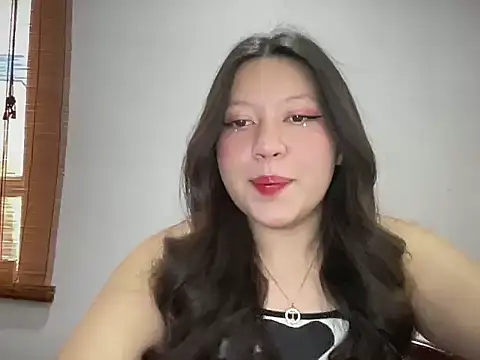 Snapshot of Rachel_James__ chatting on 11.09.25 Rachel James online show from 11.09.25