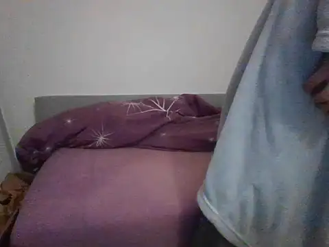 Snapshot of honzinka83 chatting on 10.30.25 honzinka83 online show from 10.30.25