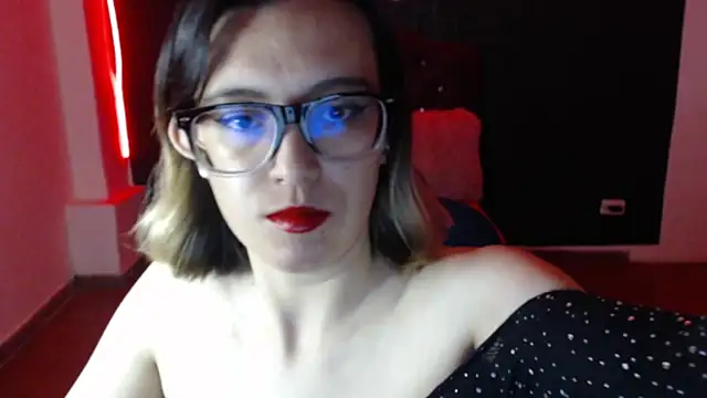 cristal hills 19 online show from 02.20.26