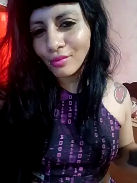 Snapshot of majito30 chatting on 10.15.25 majito30 online show from 10.15.25