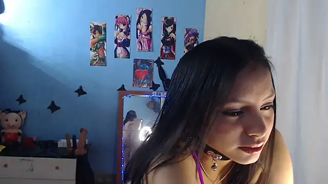 Snapshot of lizethavila chatting on 04.18.26 lizethavila online show from 04.18.26