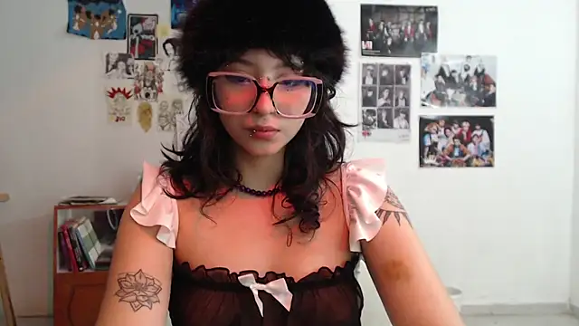 Lia Carter  online show from 05.11.26