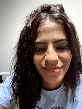 IamEvaGate online show from 10.20.25