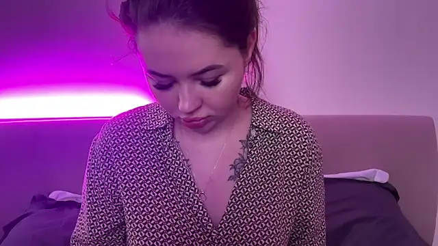 AlmaryKim online show from 02.22.26