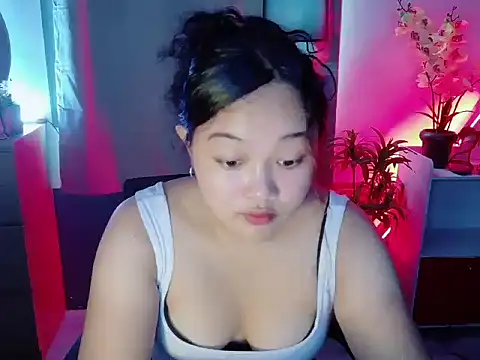 UrFavouriteCravings online show from 04.16.26