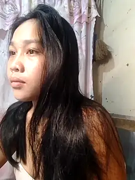 Snapshot of luna_light23 chatting on 10.07.25 luna light23 online show from 10.07.25