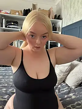 lusciouslylou online show from 06.03.26