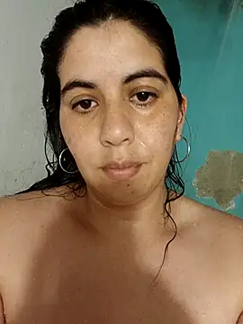 Snapshot of Benditofetiche chatting on 11.05.25 Benditofetiche online show from 11.05.25