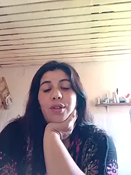 Snapshot of Benditofetiche chatting on 12.05.25 Benditofetiche online show from 12.05.25