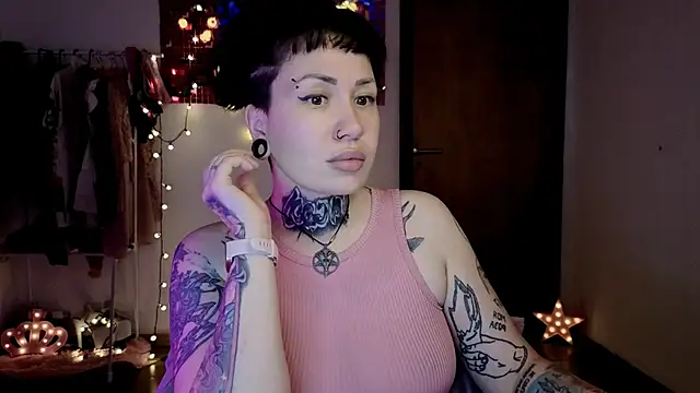 Senorita  Dakota online show from 11.15.25