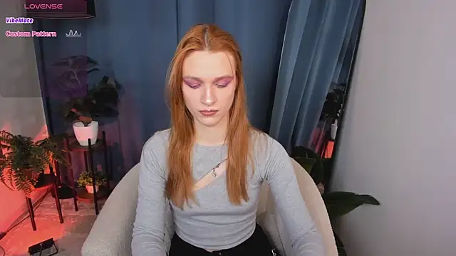 Snapshot of PollyMayer chatting on 05.23.26 PollyMayer online show from 05.23.26