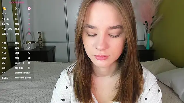 JinnyMcie online show from 03.26.26