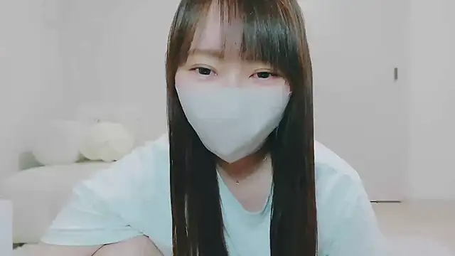 Snapshot of Risa_love chatting on 11.14.25 Risa love online show from 11.14.25