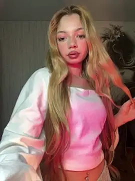  Siennaaa  online show from 03.13.26