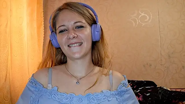 Marry Wild online show from 10.08.25