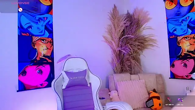 Bennuluspeach  online show from 03.20.26