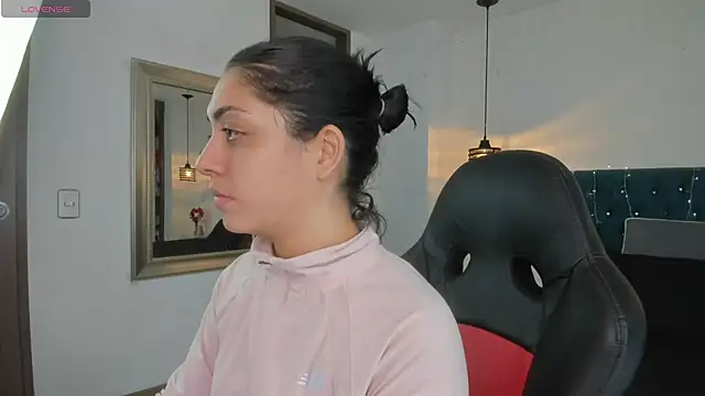 Snapshot of isaa_dl chatting on 02.01.26 isaa dl online show from 02.01.26