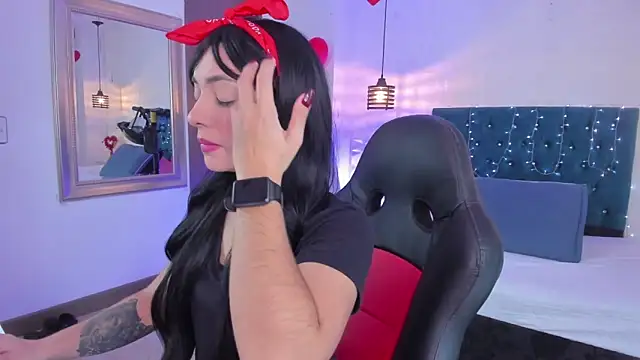 Snapshot of isaa_dl chatting on 02.22.26 isaa dl online show from 02.22.26