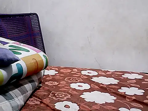 Snapshot of HornyPussie69 chatting on 02.13.26 HornyPussie69 online show from 02.13.26