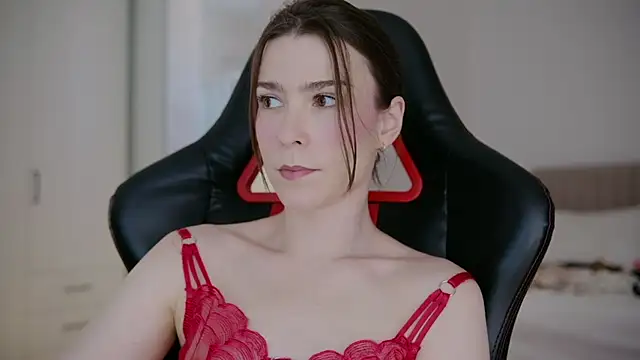 WowHelloAlice online show from 04.25.26