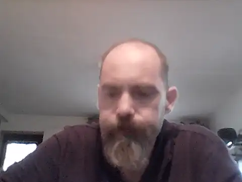 crazyheratic8 online show from 11.23.25