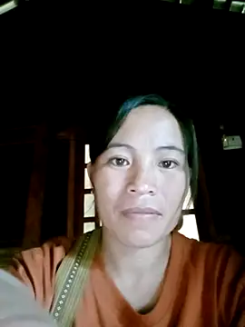 Snapshot of -Lauren- chatting on 10.12.25 -Lauren- online show from 10.12.25