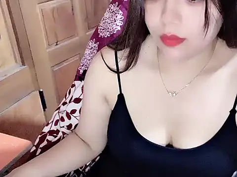 Snapshot of Subita_nice chatting on 05.18.26 Subita nice online show from 05.18.26